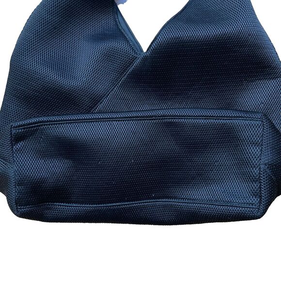 Lululemon Black Fold On 23L Tote W9AW4S Yoga Mat Strap Waterbottle Pocket - Picture 3 of 10